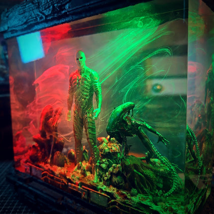 ENGINEERS XENOMORPH Resin Lamp