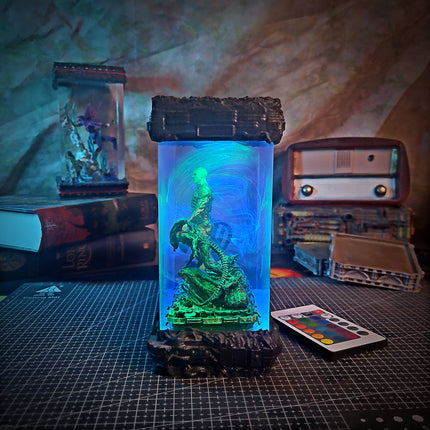 ENGINEERS XENOMORPH Resin Lamp