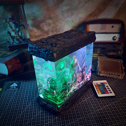 ENGINEERS XENOMORPH Resin Lamp