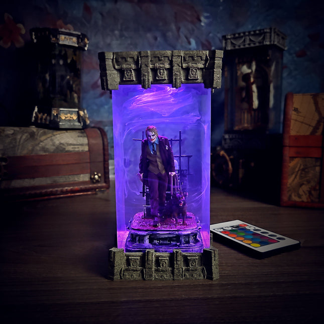 Joker Resin Lamp LEE'S AREA