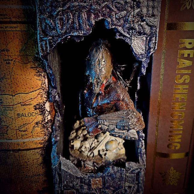 Predator - Book Nook - LEE'S AREA