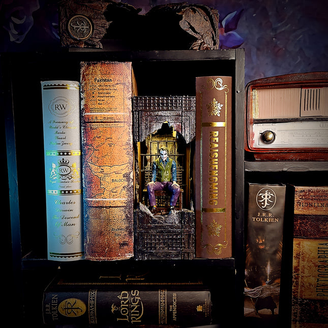 Joker - Book Nook - LEE'S AREA