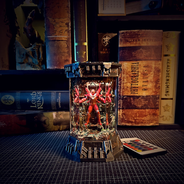 IRON MAN V2 – Battle Ready Hexagon Resin Lamp - LEE'S AREA