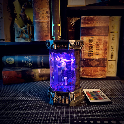 MAHARAJA – Spirit of the Ancient King Hexagon Resin Lamp