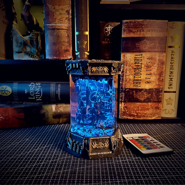ALIEN – The Perfect Organism Hexagon Resin Lamp - LEE'S AREA
