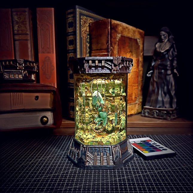 RAPTOR – The Silent Hunter Hexagon Resin Lamp - LEE'S AREA