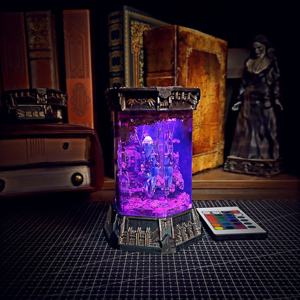 RAPTOR – The Silent Hunter Hexagon Resin Lamp