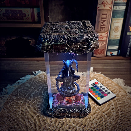 ALIEN V2 Resin Lamp