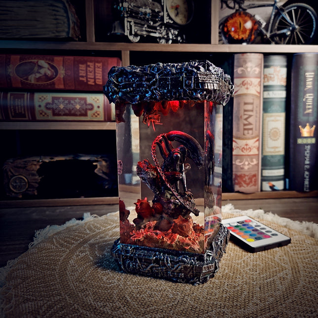 ALIEN V2 Resin Lamp LEE'S AREA