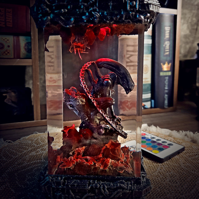 ALIEN V2 Resin Lamp LEE'S AREA