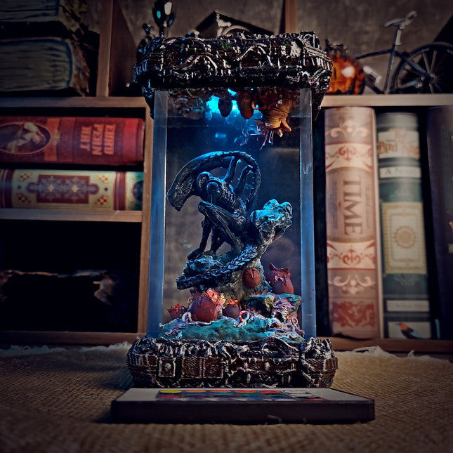 ALIEN V2 Resin Lamp LEE'S AREA
