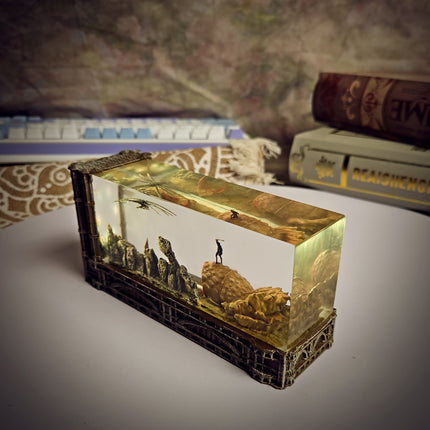 Dune Resin Lamp