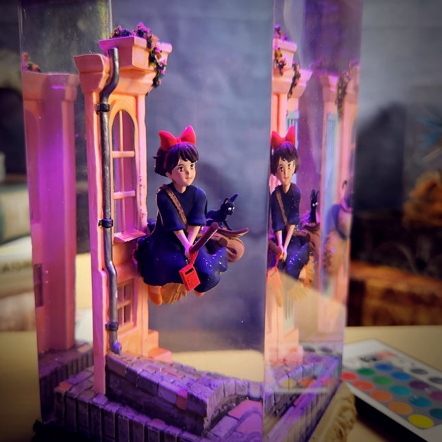 KIKI Resin Lamp LEE'S AREA