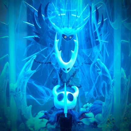 Hollow Knight Resin Lamp V2 – Battle Pose