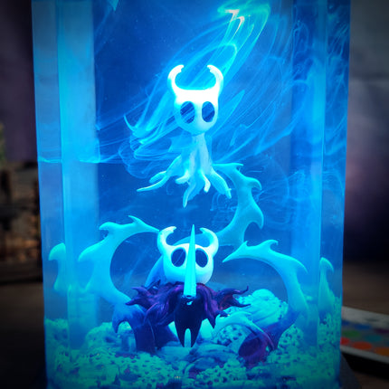 Hollow Knight Resin Lamp V1 – Battle Pose