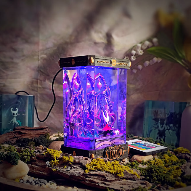 Handcrafted Hornet epoxy resin lamp for collectors