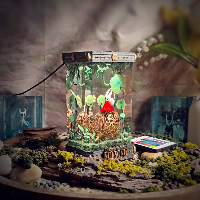 Knight & Hornet Silksong Resin Lamp