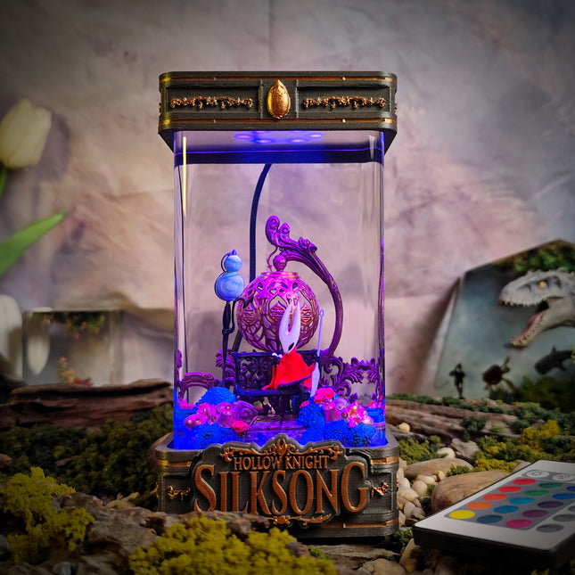 Premium epoxy resin + crystal-clear acrylic case