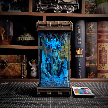 Maria Resin Lamp