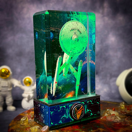USS Enterprise Lamp by Lee’s Area – resin display lamp, product gallery image