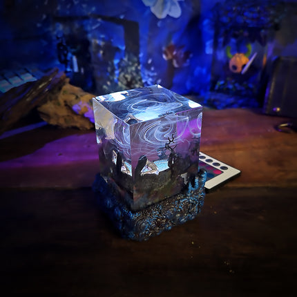 SADAKO Resin Lamp image 6