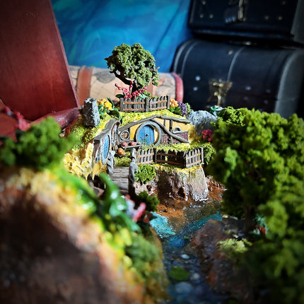 Hobbit Lamp Box image 5