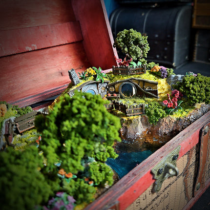 Hobbit Lamp Box image 7