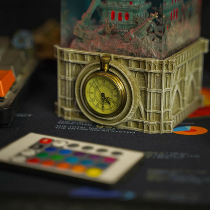 Statue of Liberty – Gothic Resin Lamp image 1