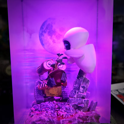 WALL-E Resin Lamp image 1