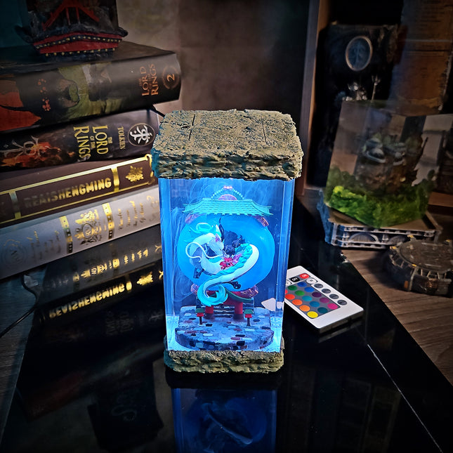 Haku Resin Lamp image 3