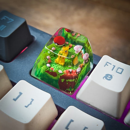 Pikachu ball Keycap image 1