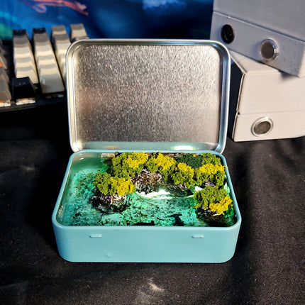 Hammerhead Shark Tin Box Lamp image 8