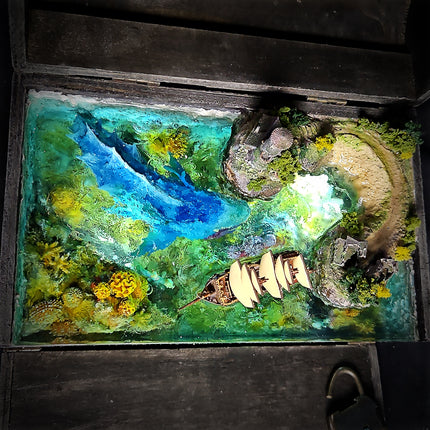 Leviathan Resin Lamp Box image 2