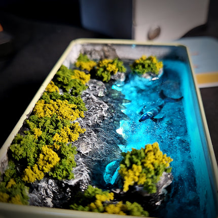 Whale Tin Box Lamp image 7