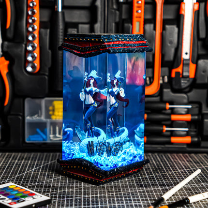 Vi & Miss Fortune Resin Lamp image 9