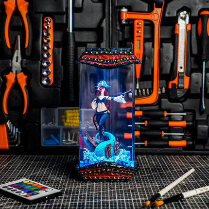 Vi & Miss Fortune Resin Lamp image 2