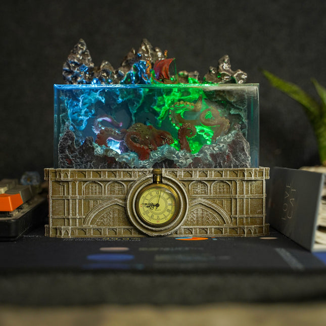 Kraken – Gothic Resin Lamp image 0