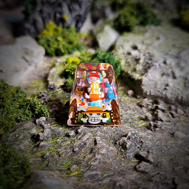 Collectible Tony Tony Chopper artisan keycap displayed in a keyboard collection